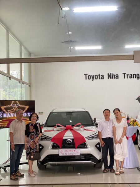 Showroom Toyota